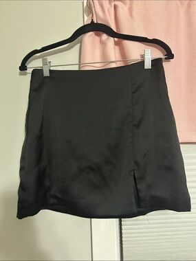 wild fable Black Mini Skirt with Front Slit